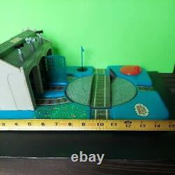 1993 Thomas the tank Engine Train Shed RARE blue & clear press & ring & Rotate