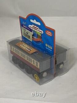 1998 Thomas The Tank Engine & Friends EXPRESS COACHES Wooden RailwayNEW Sealed