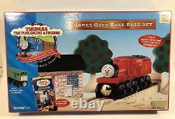 1999 Learning Curve Wooden Railway Thomas Tank Engine James Goes Buzz Buzz Set