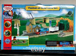 2007 RARE Trackmaster Thomas At Echo Cave Train Set NEW & FACTORY SEALED MINT
