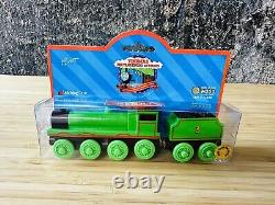 BRITT LEARNING CURVE THOMAS THE TANK & FRIENDS WOODEN RAILWAY HENRY NEW 1999 b