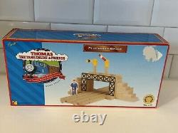 Britt Allcroft Thomas Tank Engine & Friends Wooden Train Pedestrian Bridge NEW