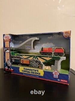 Fisher-Price Thomas & Friends Wooden Railway Tidmouth's Tipping Bridge
