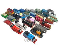 HUGE LOT Thomas Tank Motorized Trackmaster Trains 9 Engines + 21 Cars 2006-2009