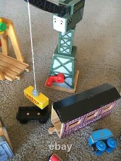 HUGE LOT Thomas Wooden Railway 30 LBS 200+ PIECES Track Buildings Trains Scenery