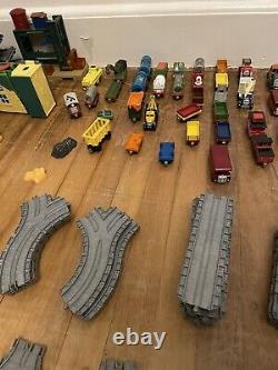 HUGE LOT of Thomas & Friends Take Along Buildings Playsets Bridges Tracks Trains