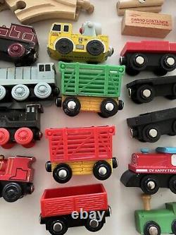 HUGE Lot of Thomas The Train Wood Railway Buildings/Trains /Tracks BRIO Melissa&