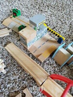 HUGE lot of wooden Thomas the Train toys over 250 pieces