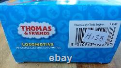 Hornby R9287 2016 Thomas & Friends Thomas the Tank Engine with Dummy O/S/F Lamp