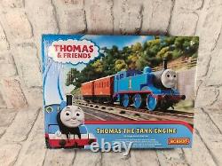 Hornby Thomas & Friends The Tank Engine Train Starter Set 00 Gauge
