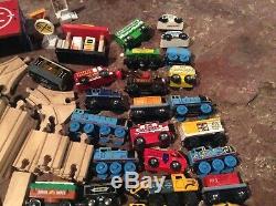 HuGe Thomas And Friends Wooden Railway Railroad Wood Curved Train Tracks Lot Toy