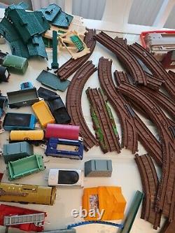 Huge 2009 Bundle of Thomas the Tank Engine Trackmaster lots of Track and Trains