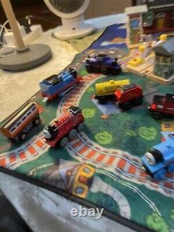Huge Lot Thomas Train & Friends Die Cast Wooden Magnetic Toy Trains Tracks Mat