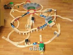 Learning Curve Thomas The Train Wood Railroad Set Quarry Roundhouse Lot Engines