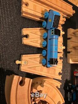 Logan and the Big Blue Engines Set Thomas & Friends Wooden Railway Complete EUC