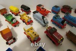 Lot of 32 Thomas & Friends Diecast Take Along Magnetic Train Engine Tenders