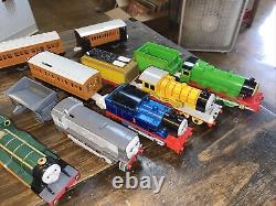 Massive Lot Thomas the Train Trackmaster Tomy Engines Cargo Beds Untested