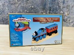 NEW 10 YEARS IN AMERICA Limited Edition Thomas Tank Engine & Passenger Car (A)