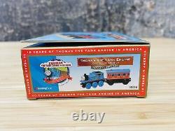 NEW 10 YEARS IN AMERICA Limited Edition Thomas Tank Engine & Passenger Car (A)