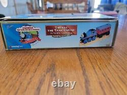 NEW 10 YEARS IN AMERICA Limited Edition Thomas Tank Engine & Passenger Car MIB