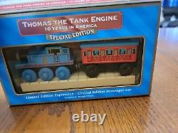 NEW 10 YEARS IN AMERICA Limited Edition Thomas Tank Engine & Passenger Car MIB