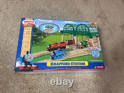 NEW SEALED Wooden THE KNAPFORD STATION Thomas the Tank Engine Discontinued