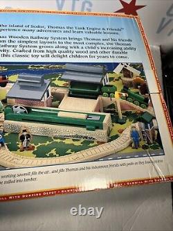 NEW Thomas & Friends / Sodor / Sawmill With Dumping Depot / RARE WOOD