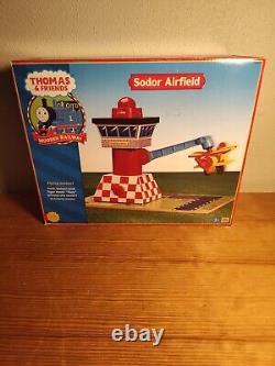 NEW Thomas & Friends Wooden Railway Sodor Airfield Destination Tiger Moth