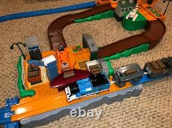 RARE! 2003 TOMY THOMAS AT THE TIMBER YARD with TERENCE LUMBER YARD 100% Complete