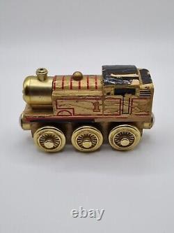 Rare Wooden Thomas 60th anniversary Gold Thomas ToysRUs Thomas & Friends used