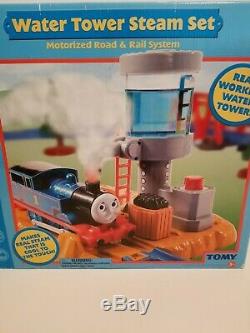 THOMAS AND FRIENDS WATER TOWER STEAM SET Sealed