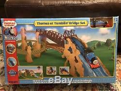 THOMAS & FRIENDS Trackmaster Railway System Thomas at Tumblin Bridge Set