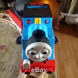 THOMAS THE TANK ENGINE RIDE ON TOY TRAIN With12 Tracks & 2 New Battery PEG PEREGO