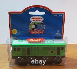 THOMAS THE TRAIN & FRIENDS -WOODEN BOCO 2001 WithCOLLECTOR CARD NIB/RETIRED