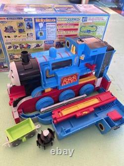 TOMY Plarail Thomas & Friends Classic Big Thomas Locomotive Railway Train withBox