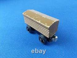 TROUBLESOME BRAKEVAN White-Face (1994) / Thomas Wooden Trains Flat Magnets