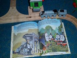 Thomas & Friends Hero Of The Rails Custom Learning Curve Wooden Set Hiro Spencer