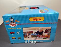 Thomas & Friends Take Along ROUNDHOUSE PLAYSET Train 2005 Learning Curve