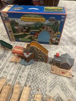 Thomas & Friends Talking Wooden Railway Great Discovery Set 35 Pieces READ