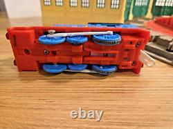 Thomas & Friends Thomas At Tidmouth Sheds Trackmaster Motorized Rail & EXTRAS