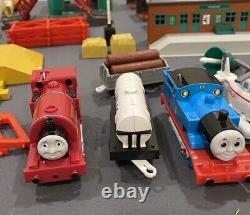 Thomas & Friends Thomas Giant Set, By TOMY Vintage 2006 Rare Mostly Complete