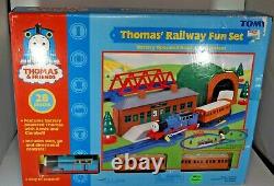 Thomas & Friends Thomas Railway Fun Set Battery Operated Road & Rail System NIB