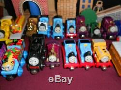 Thomas & Friends Train 72 Engine & Cars, Tracks, And Accessory Lot 172 Pieces