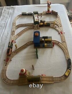 Thomas Friends Wooden MIXED LOT CRANE, SIGNAL HOUSE, LIGHTHOUSE, TRAINS ++