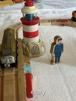 Thomas Friends Wooden MIXED LOT CRANE, SIGNAL HOUSE, LIGHTHOUSE, TRAINS ++