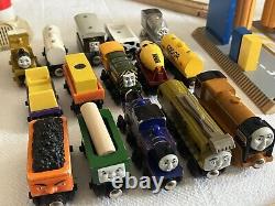 Thomas Friends Wooden MIXED LOT CRANE, SIGNAL HOUSE, LIGHTHOUSE, TRAINS ++