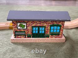 Thomas & Friends Wooden Railway 60th Anniversary Train Set Lot Gold Track