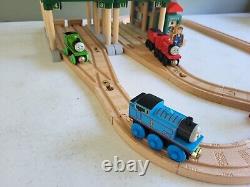 Thomas & Friends Wooden Railway Knapford Station Set Talking Railway Complete