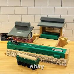 Thomas & Friends Wooden Railway SAWMILL WITH DUMPING DEPOT & FOREST LOG CAR 1998