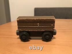 Thomas & Friends Wooden Railway Train 1994 WHITE FACE TROUBLESOME BRAKEVAN Brown